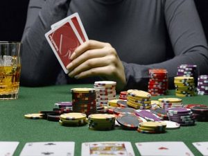 cách chơi poker vn - hướng dẫn luật poker cho người mới